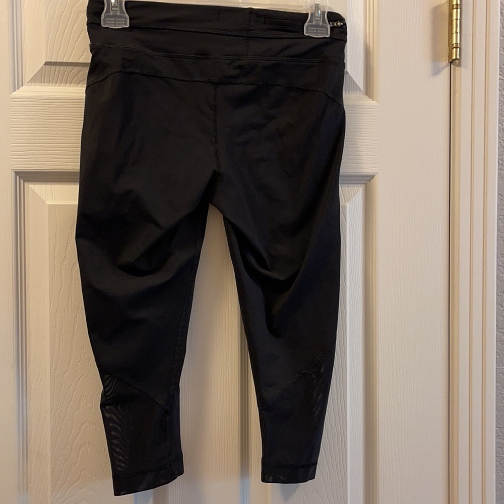 Lole Workout Capris - Picture 3 of 4